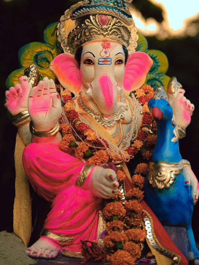 Ganpati Bappa’s special blessings on these 3 zodiac signs